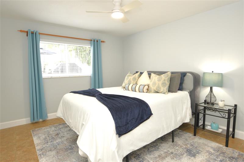 Image 11 of 12 For 1010 15th St  112