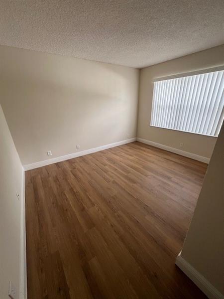 Image 13 of 17 For 7630 Westwood Dr  302