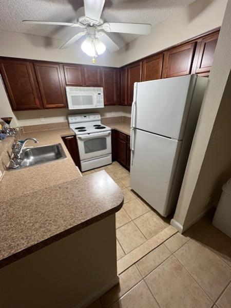 Image 4 of 17 For 7630 Westwood Dr  302