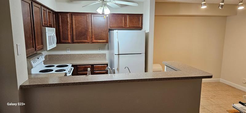 Image 5 of 17 For 7630 Westwood Dr  302