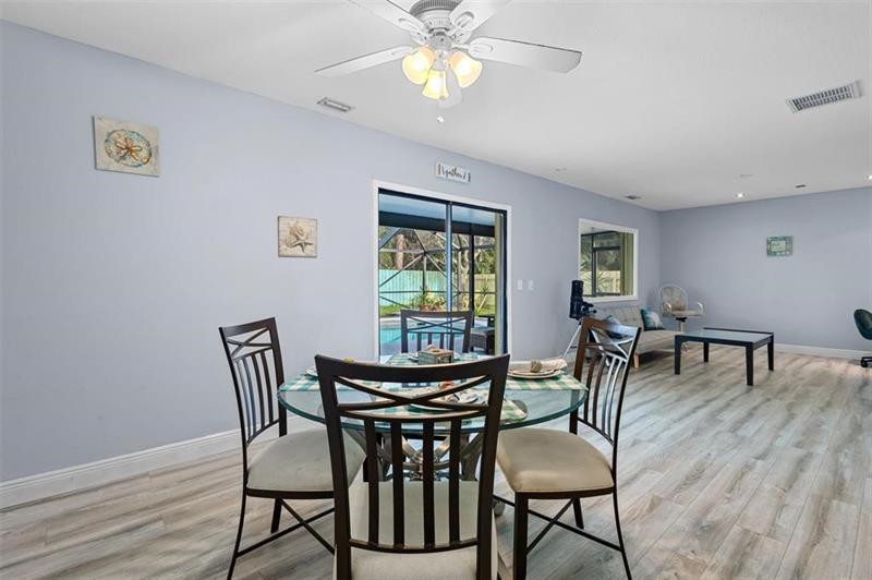 Image 9 of 27 For 5408 Birch Dr