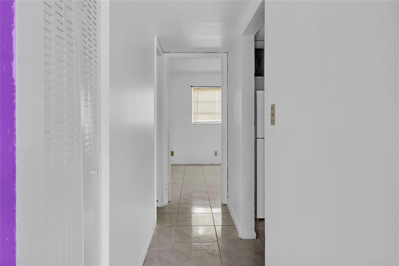 Image 10 of 14 For 207 32nd Ct  106