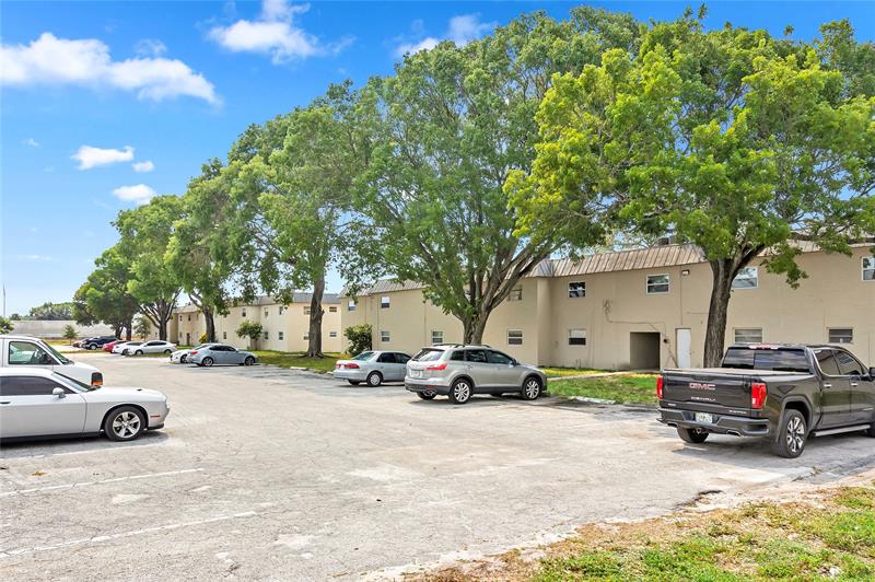 Image 3 of 14 For 207 32nd Ct  106