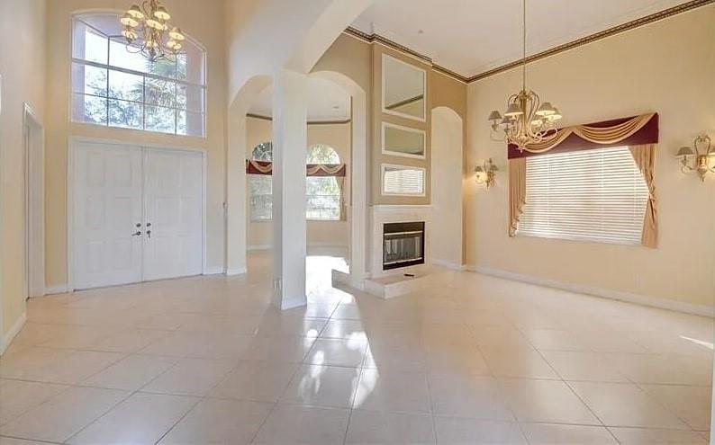 Image 3 of 9 For 7107 47th Ln