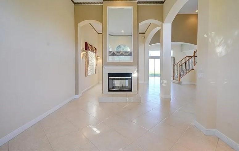 Image 9 of 9 For 7107 47th Ln