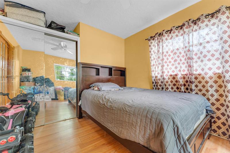 Image 11 of 49 For 1491 5th Ter