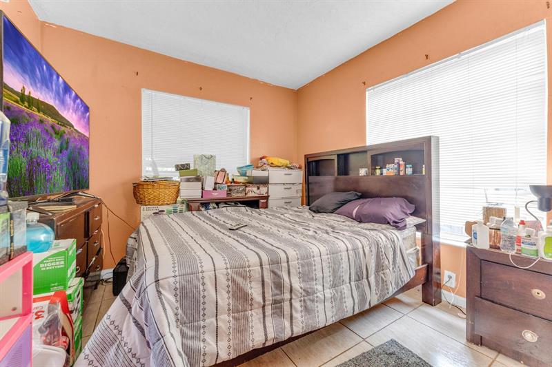 Image 18 of 49 For 1491 5th Ter