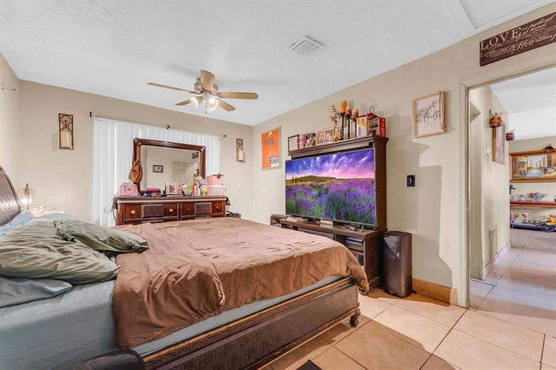 Image 19 of 49 For 1491 5th Ter