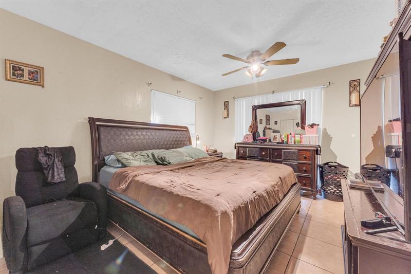 Image 20 of 49 For 1491 5th Ter