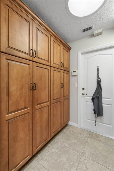 Image 23 of 98 For 144 Cochise Ct