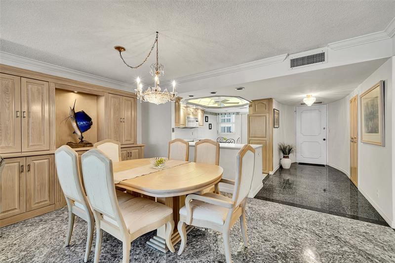 Image 11 of 69 For 4100 Galt Ocean Dr  306