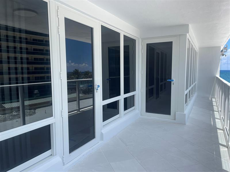 Image 37 of 69 For 4100 Galt Ocean Dr  306