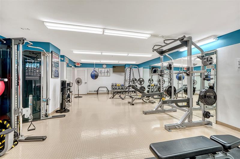Image 50 of 69 For 4100 Galt Ocean Dr  306