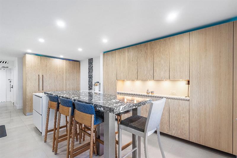 Image 10 of 56 For 4900 Ocean Blvd  610