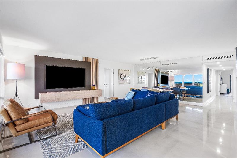 Image 14 of 56 For 4900 Ocean Blvd  610