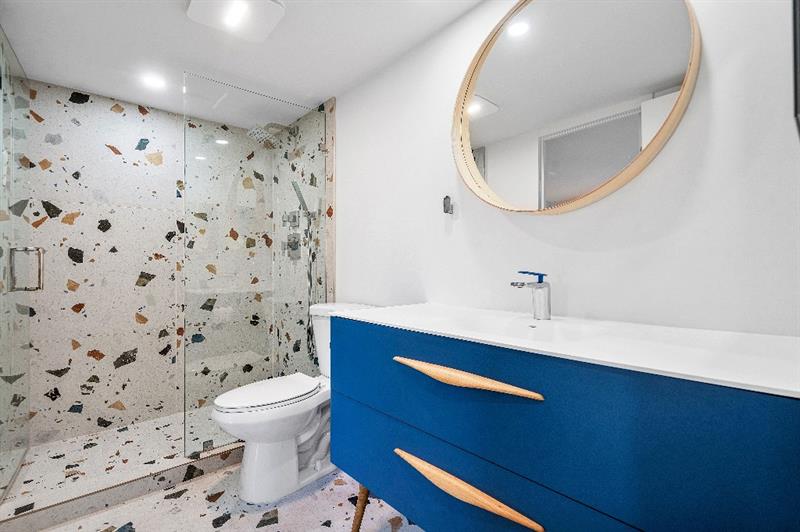 Image 23 of 56 For 4900 Ocean Blvd  610