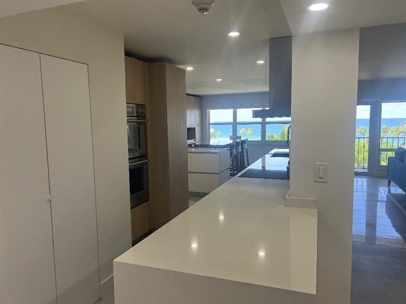 Image 33 of 56 For 4900 Ocean Blvd  610