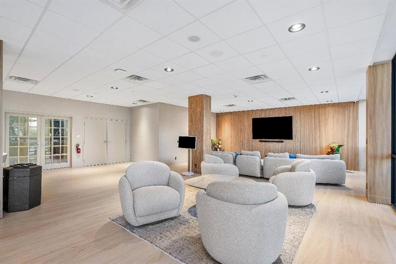 Image 55 of 56 For 4900 Ocean Blvd  610