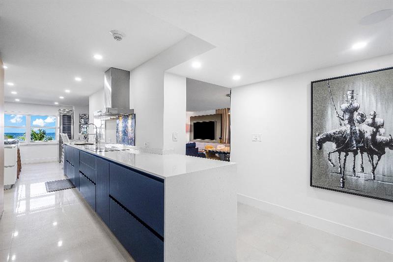 Image 6 of 56 For 4900 Ocean Blvd  610