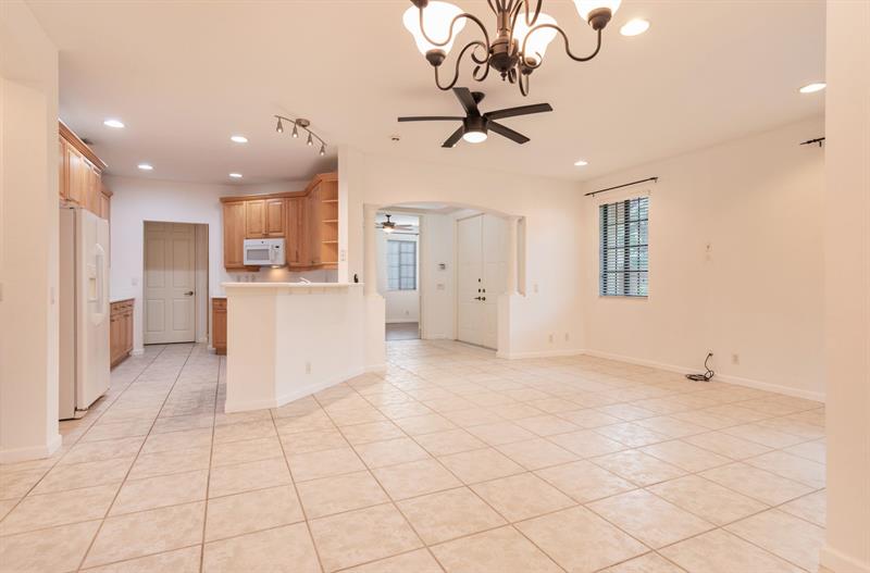 Image 12 of 32 For 2620 Center Court Dr  1-27