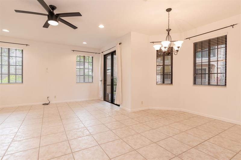 Image 13 of 32 For 2620 Center Court Dr  1-27