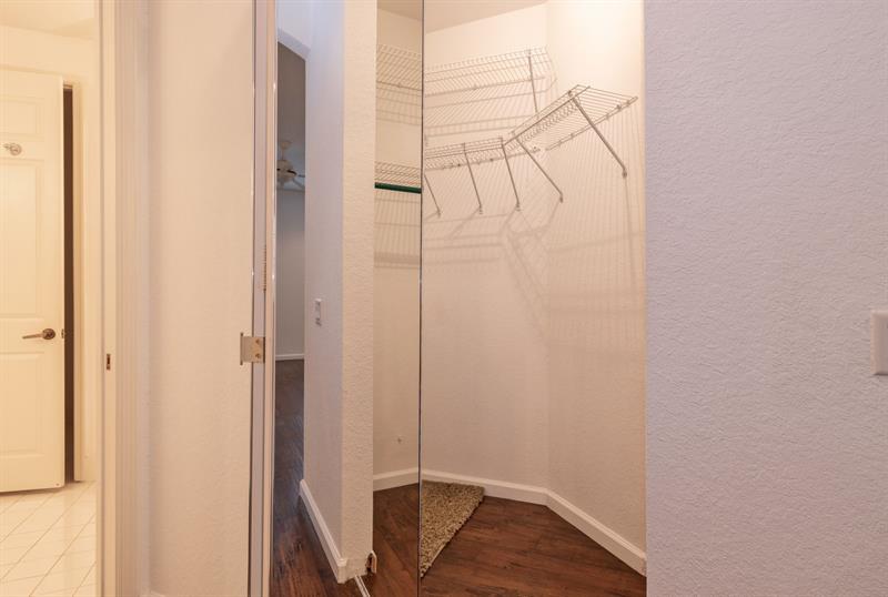 Image 18 of 32 For 2620 Center Court Dr  1-27