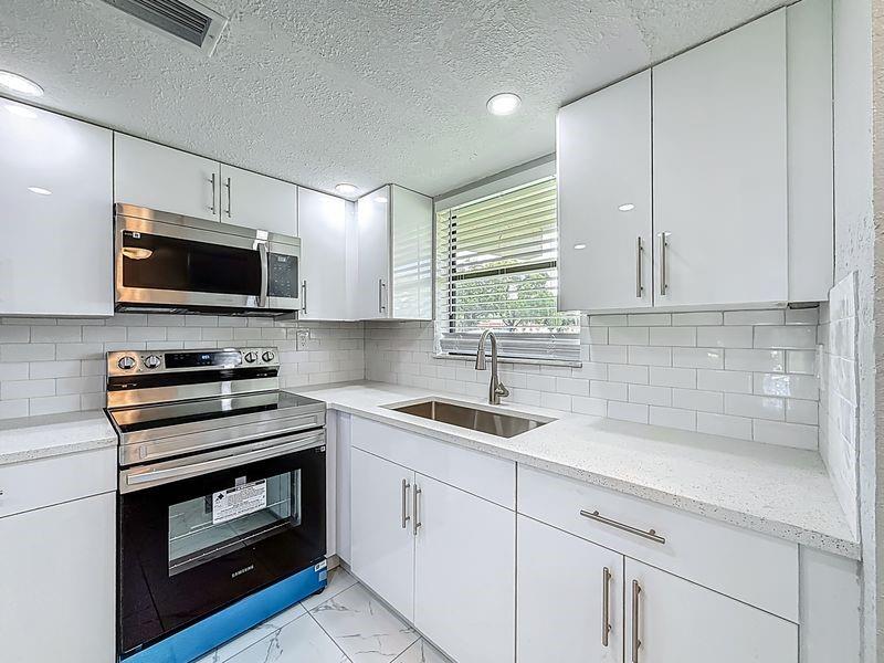 Details for 6061 Shakerwood Circle  103, Tamarac, FL 33319