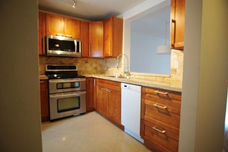 Image 11 of 34 For 2388 89th Dr  -