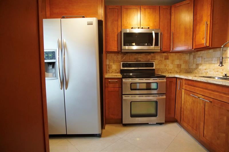 Image 12 of 34 For 2388 89th Dr  -