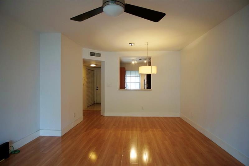 Image 18 of 34 For 2388 89th Dr  -