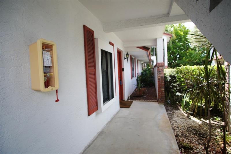 Image 5 of 34 For 2388 89th Dr  -