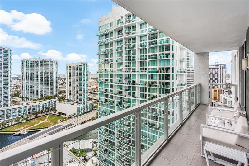 Image 27 of 30 For 55 6th St  3500