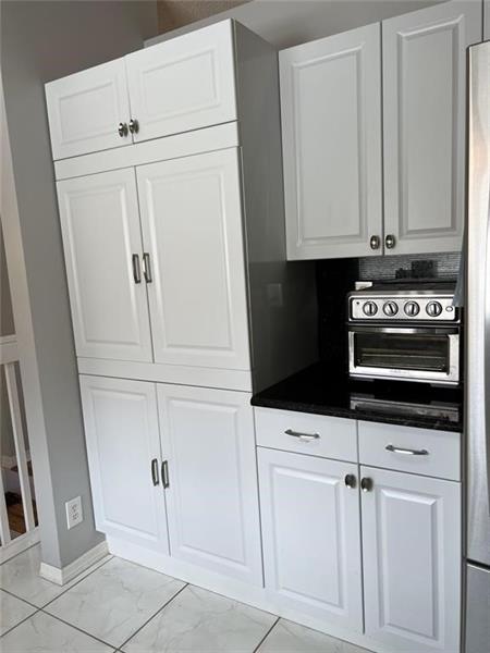 Image 19 of 52 For 18266 Covina Way  202