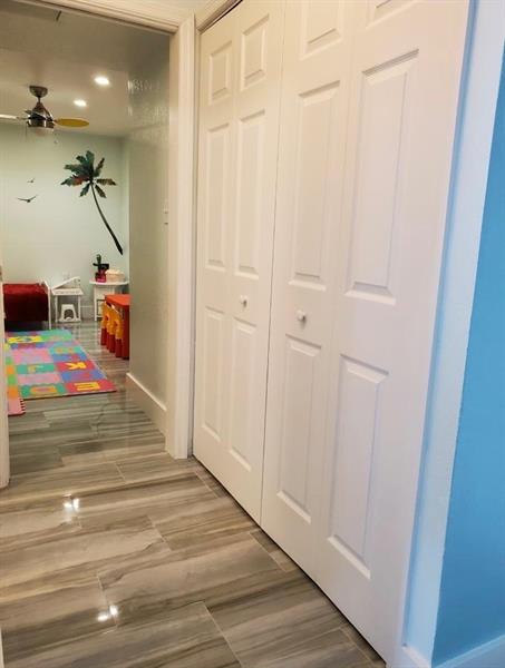 Image 9 of 23 For 801 Ocean Dr  1005