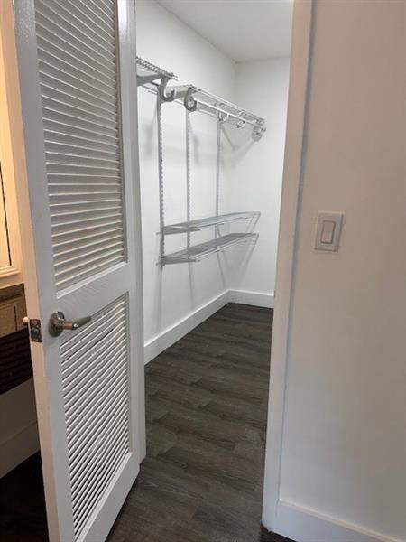 Image 13 of 17 For 7100 Nova Dr  205a