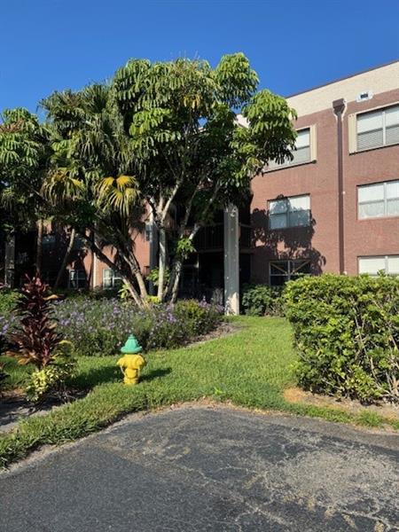 Image 3 of 17 For 7100 Nova Dr  205a