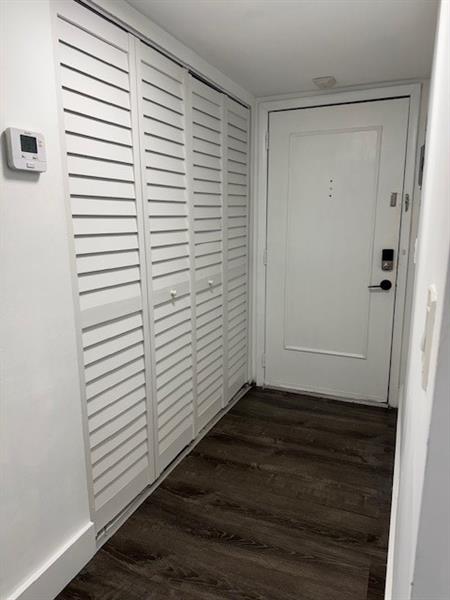 Image 7 of 17 For 7100 Nova Dr  205a