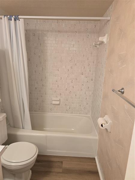 Image 23 of 26 For 1428 4th Ave  107