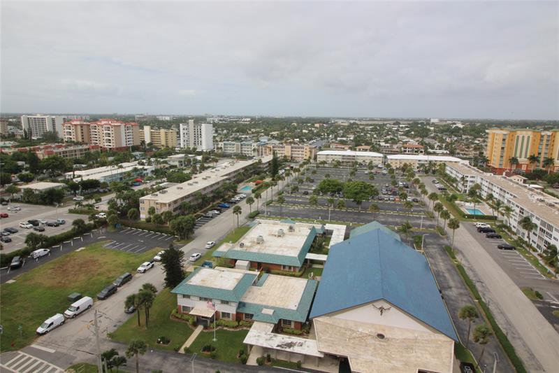 Image 14 of 16 For 750 Ocean Blvd  1610