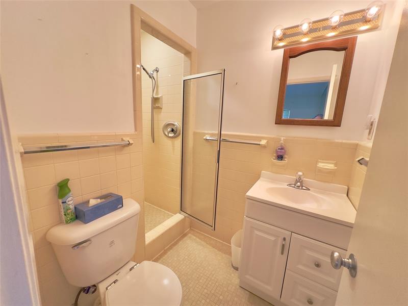 Image 13 of 14 For 1922 Ocean Ln  20