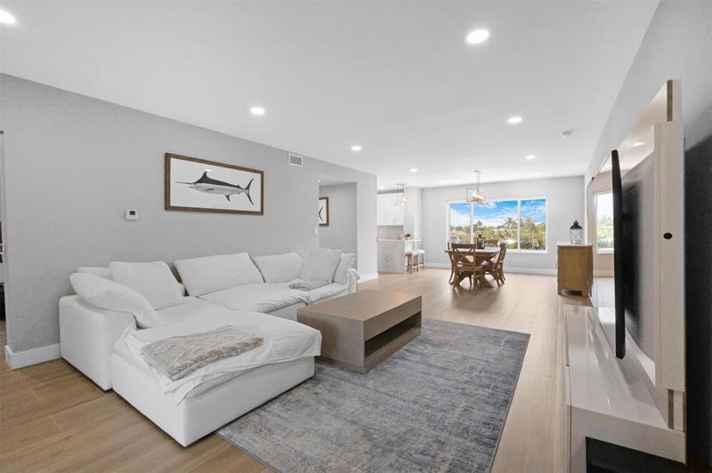 Image 16 of 59 For 333 Sunset Dr  208