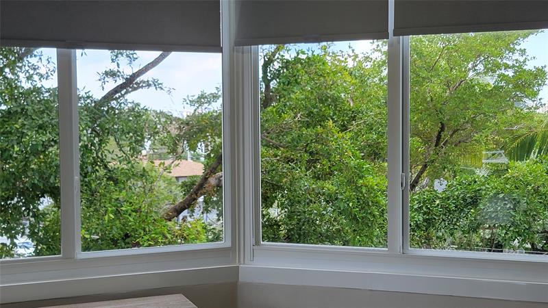 Image 45 of 59 For 333 Sunset Dr  208