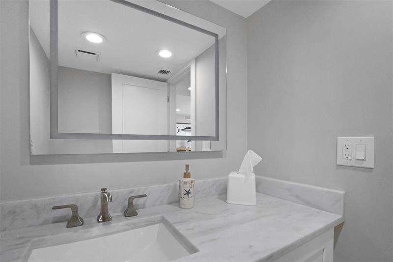 Image 48 of 59 For 333 Sunset Dr  208