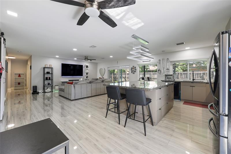 Image 15 of 65 For 6951 83rd St