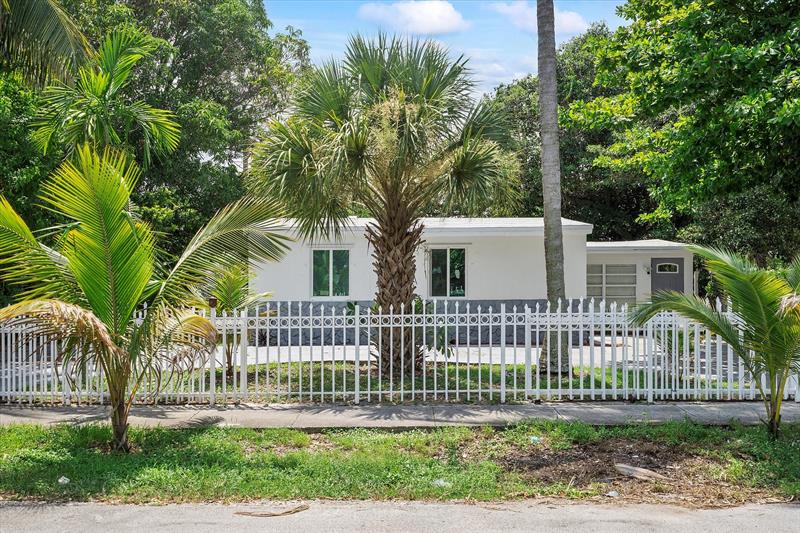 Details for 4520 38th St, West Park, FL 33023