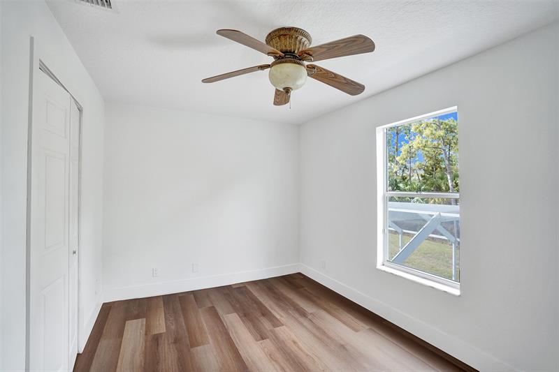 Image 36 of 94 For 16153 72nd Rd