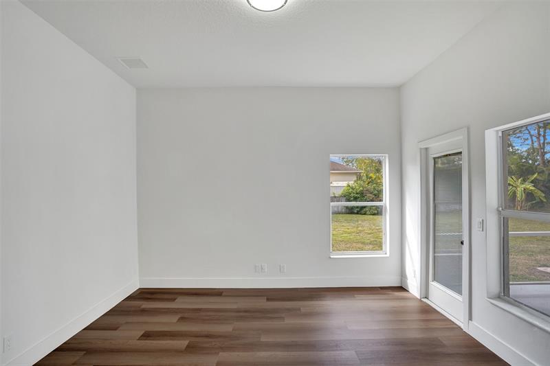 Image 72 of 94 For 16153 72nd Rd