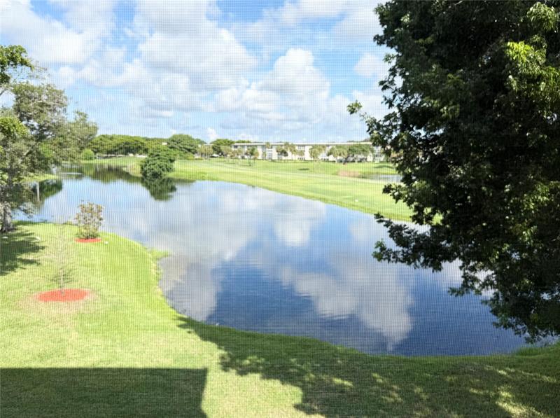 Image 9 of 26 For 2903 Victoria Cir  03