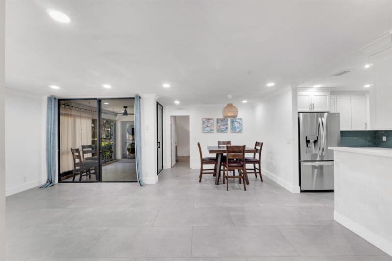 Image 10 of 33 For 4125 Carambola Cir  2126