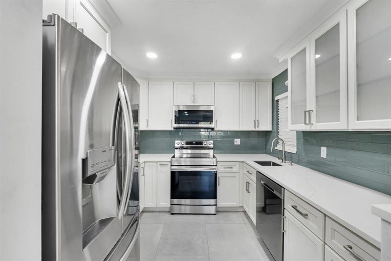 Image 12 of 33 For 4125 Carambola Cir  2126